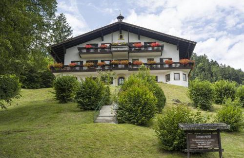 Oberaudorf Apartment | Bergschlössl - Appartment 25 mit Traumblick über das Inntal