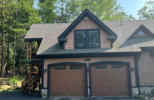 Richmond Apartment | Berkshire mountain retreat 1 mile from Tanglewood. Spacious private apartment