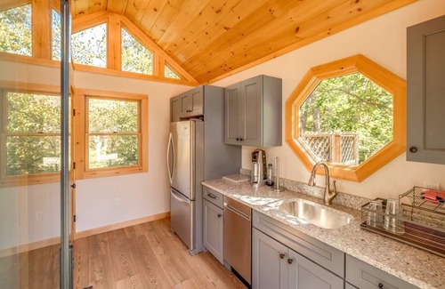 Great Barrington House | Berkshires Estate w/Heated Pool by Evergreen Home