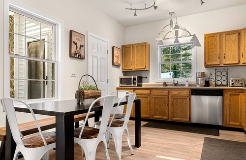 Sheffield House | Berkshires Getaway Close to Gt Barrington, Lakes, Hiking, Skiing
