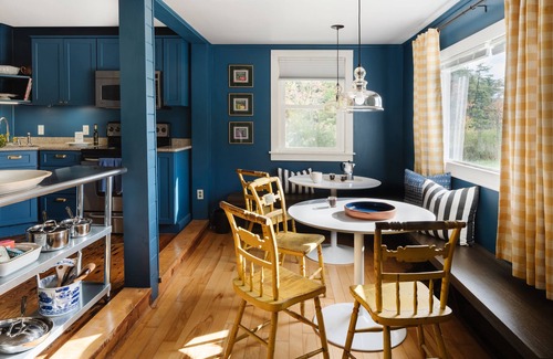 Great Barrington House | Berkshires/Great Barrington Chic & Cozy, Sleeps 10