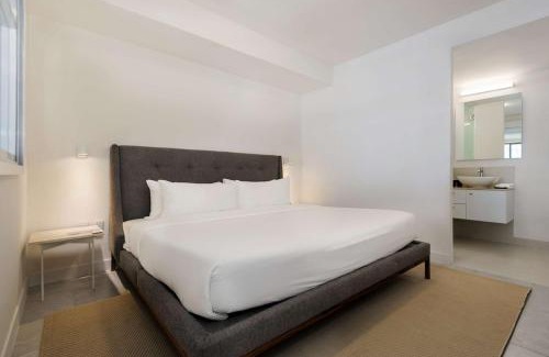 Zona Rosa Apartment | Berna 14 by Wynwood House