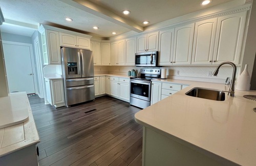 North Shore Condo | Bernard's Best! 4 bedroom vacation patio home on Smith Mountain Lake!
