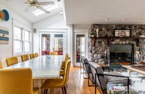Union Pier House | Berrien Street Beach House