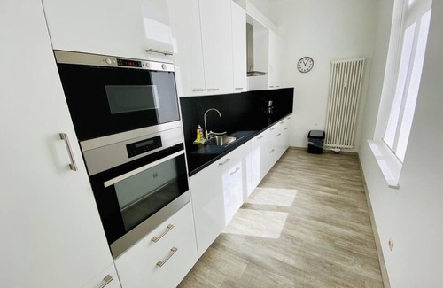 Warnemuende Apartment | Berringer, gurnard on the promenade