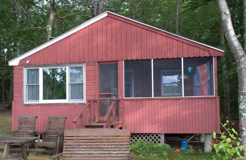 Lochmere Cottage | Berry Family Cottages - Red