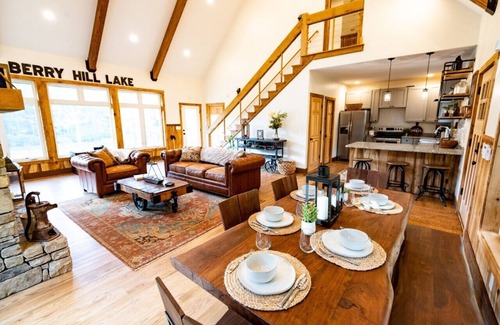 Nellysford House | Berry Hill Lake - Cabin w/NEW Infinity Pool - Pet Friendly - Private Lake