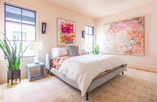 Downtown House | Beryl West 3br Bentonville Artful Pet-friendly