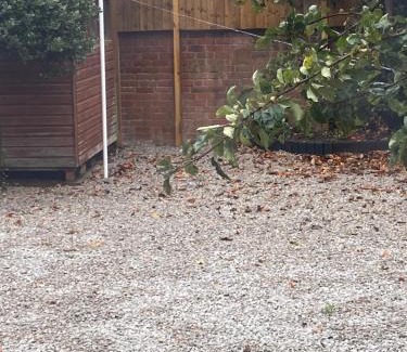Doncaster House | Bessie House 3BED SD with Parking Racecourse Goffs Eco Power Stadium A1 M18 M1 M62