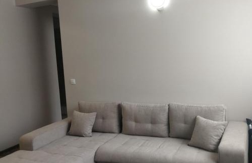 Otopeni Apartment | BEST APARTHOTEL EVER! next to Airport Otopeni