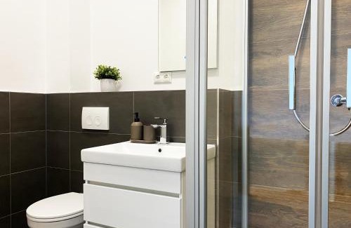 Hanau House | Best Boarding House