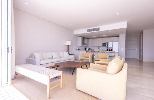 Porto Nao Apartment | Best Caribbean Sea Views 3BR Penthouse F1