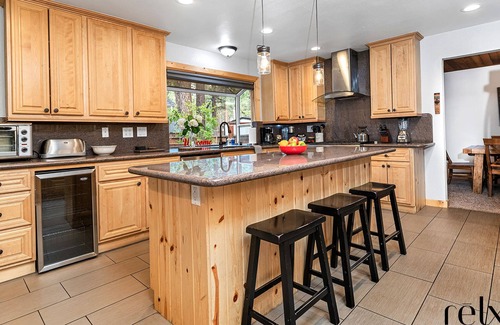 Winter Park House | Best Family Luxury Home in Big Bear Lake. Hot Tub. Firepit. Location!