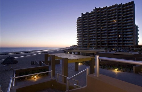 Puerto Penasco Condo | Best Ground Floor Walk Out to Beach Pool from Patio Step. Las Palomas 2 bedroom