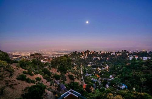 Hollywood Hills West House | "Best Jet Liner Views" in LA on "Staycation" show Dogs Ok