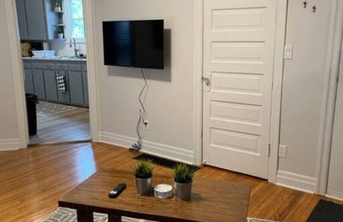 Walkerville House | Best Kept Secret in Walkerville! Cheerful 2BD Home