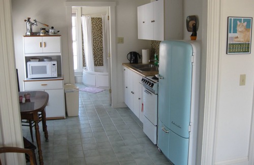 Boothbay Harbor Apartment | Best location and harbor views!.