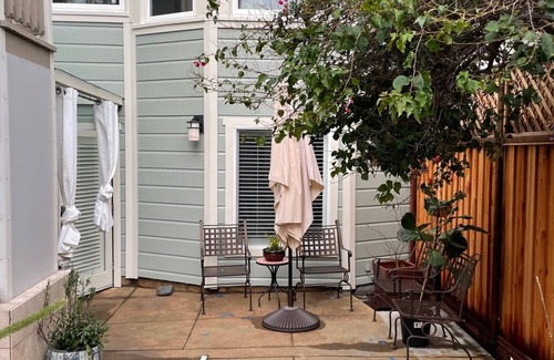 North Beach Condo | Best Location Garden Condo in North Beach