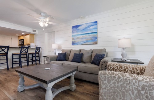 Biloxi Condo | Best location in Biloxi… Short walk to the beach, casino, dining, and coliseum!
