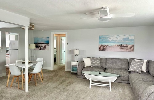 Anna Maria House | BEST LOCATION! NORTH END OF ANNA MARIA, FL STEPS TO BEACH & DINING - UPPER UNIT