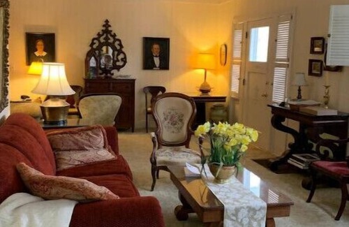 Saint Andrews House | Best location on the Mountain! 3-bedroom house on campus