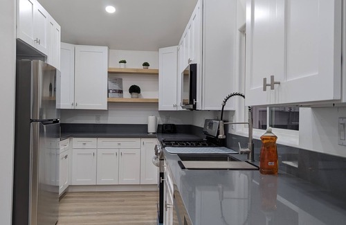 Lincoln Acres House | Best Location pet friendly Home just renovated