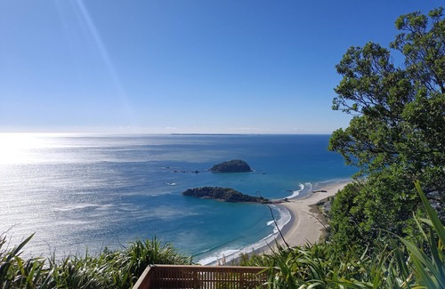 Mount Maunganui House | Best position in Mt Maunganui, quiet yet central. 300 m from beach & Pilot Bay