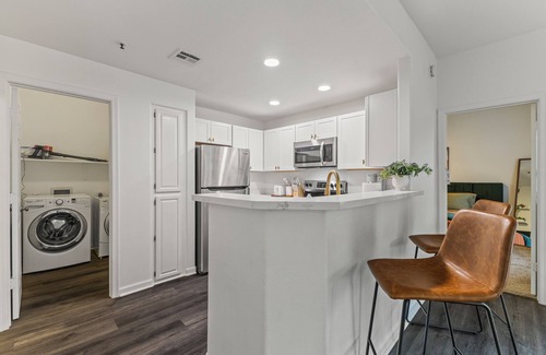 Central Scottsdale Condo | Best Scottsdale location. Shopping, Food, Golf, near
