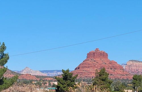 Oak Creek House | BEST Sedona RedRock Hike/Bike/GrnYard/Star Gazing!