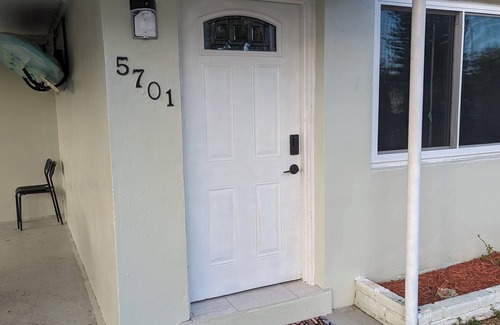 West Park House | Best single house! Centrally located, 10min away from Aventura mall & Hard Rock