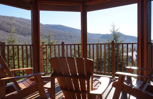 Mont-Tremblant House | Best Ski-In/Ski-Out in Tremblant - Panache 768