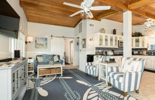 San Luis House | Best spot for dolphin watching & sunrises