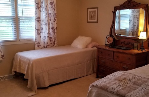 Green Bay House | Best Stay on the Bay