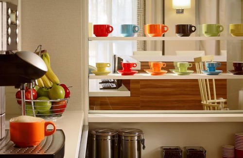 Parsippany House | Best Value, Quality Stay! Free Parking, Near Fosterfields Living Historical Farm