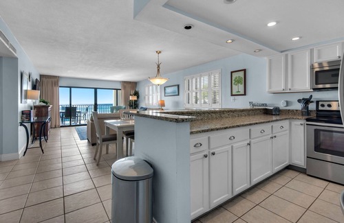 Miramar Beach Condo | BEST VIEW-DIRECTLY ON THE BEACH! BEACH SERVICE INCLUDED! END UNIT.
