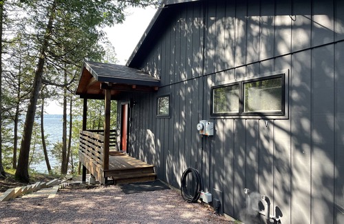Colchester House | Best View on Malletts Bay
