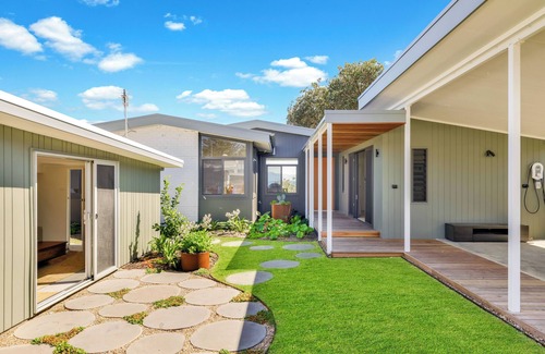 Culburra Beach House | BEST VIEWS IN CULBURRA - Absolute Beachfront, Newly renovated, EV Charger access