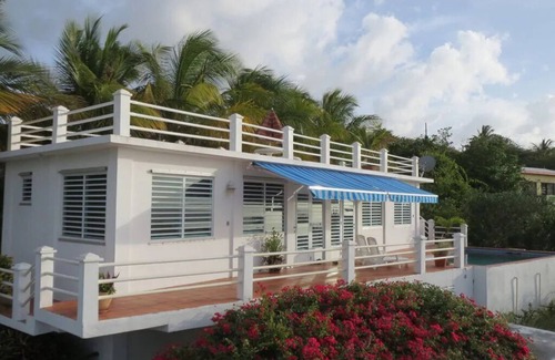 Bravos de Boston Apartment | Best Views in Vieques!