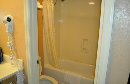 Madison Hotel | Best Way Inn Madison