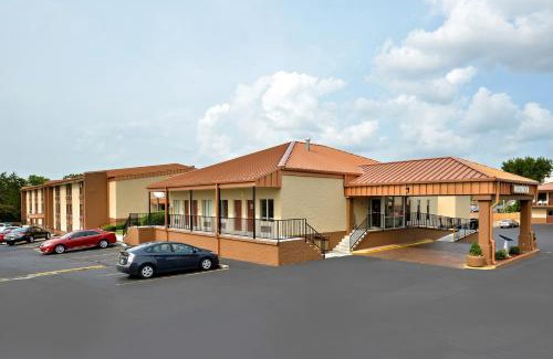 Branson Theater District Hotel | Best Western Center Pointe Inn