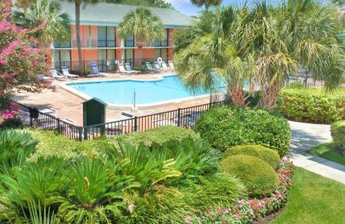 West Ashley Hotel | Best Western Charleston Inn