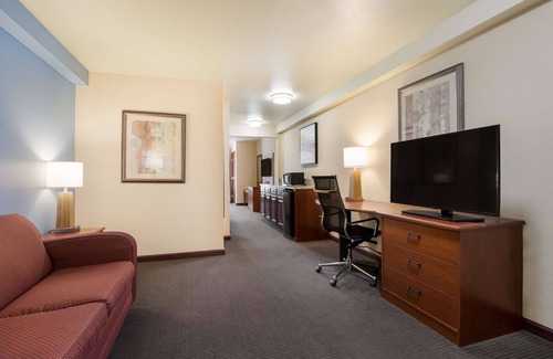 Coffeyville Hotel | Best Western Coffeyville Central Business District Inn and Suites
