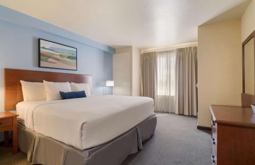 Coffeyville Hotel | Best Western Coffeyville Central Business District Inn and Suites
