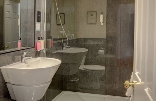 Henbury Hotel | Best Western Henbury Lodge Hotel