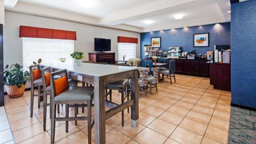 Hiram Hotel | Best Western Hiram Inn and Suites