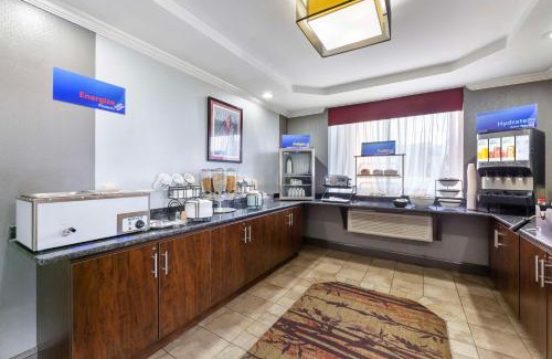 Rochester Hotel | Best Western Inn at the Rochester Airport