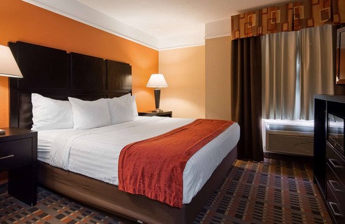 Lake Charles Hotel | Best Western Inn & Suites - Lake Charles