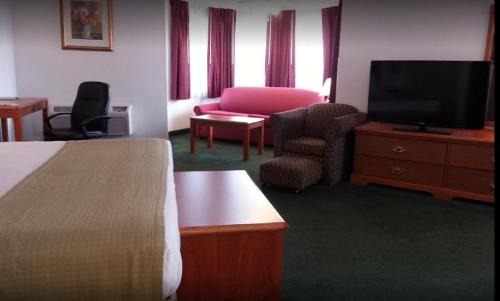 Delano Hotel | Best Western Liberty Inn