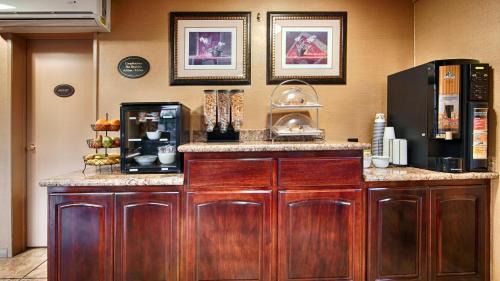 Los Alamitos Hotel | Best Western Los Alamitos Inn & Suites
