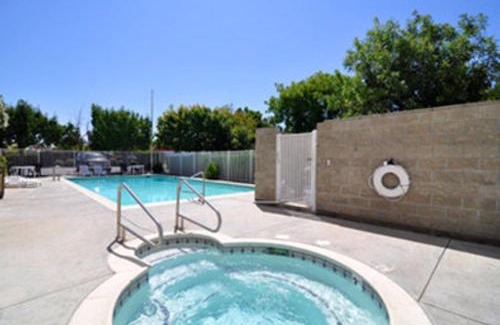 Tracy Hotel | Best Western Luxury Inn